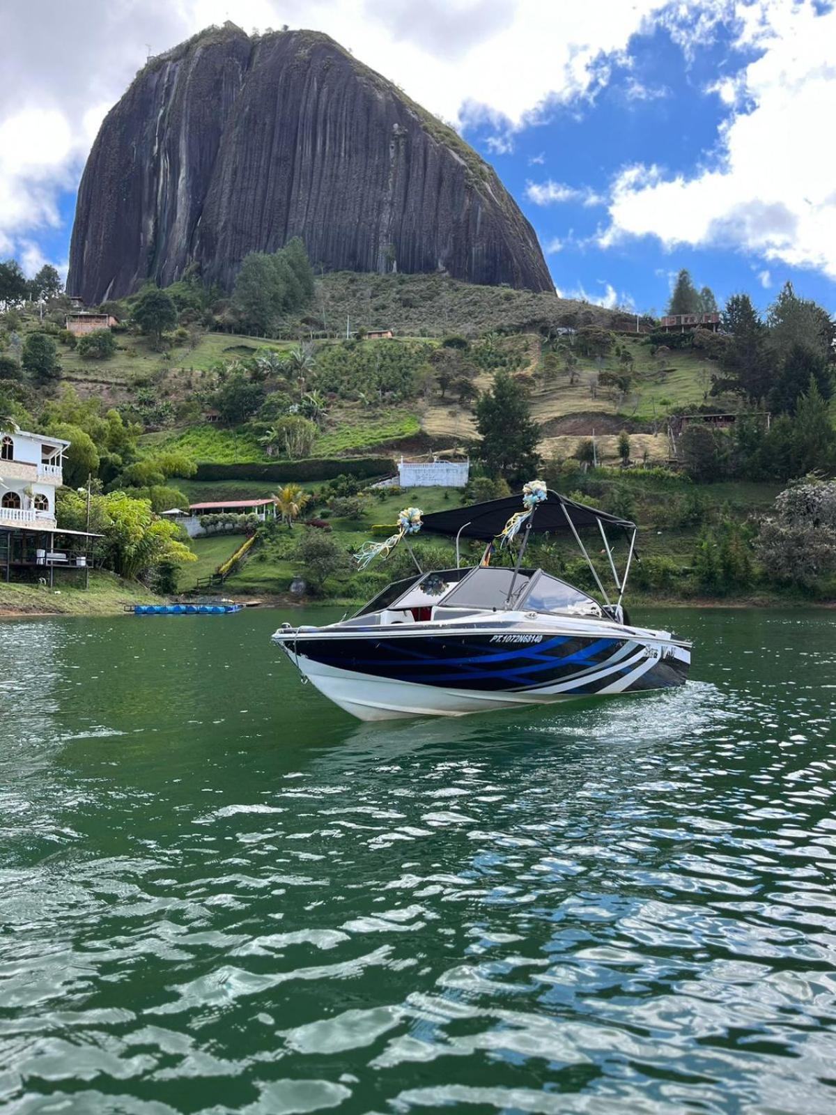 Hotel Casa Linda Guatape Luaran gambar