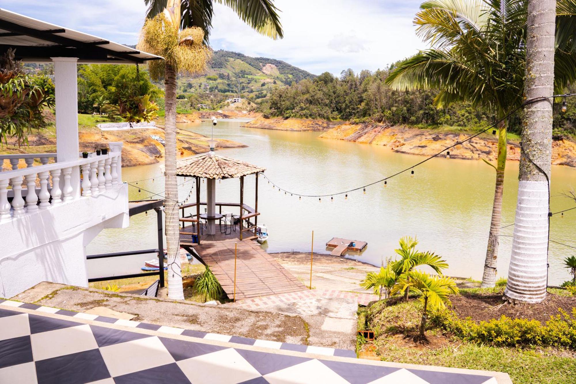 Hotel Casa Linda Guatape Luaran gambar